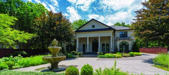 Casa de 6 dormitorios en Mississauga, Canada No. 347 3