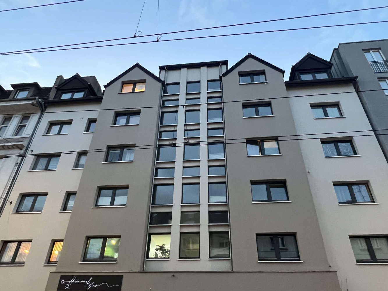 Apartamento de 6 habitaciónes en Dusseldorf, Germany No. 8501