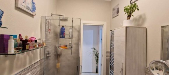 3 rooms Apartment in Como, Italy No. 5874 23