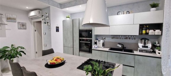 3 rooms Apartment in Como, Italy No. 5874 6