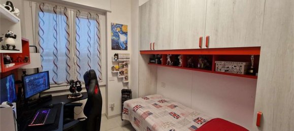 3 rooms Apartment in Como, Italy No. 5874 18