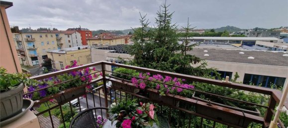 3 rooms Apartment in Como, Italy No. 5874 11