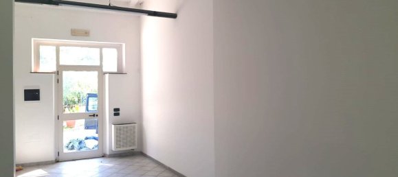 Lagerhaus in Castorano, Italy 270m², Nr. 88601 5