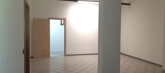 Lagerhaus in Castorano, Italy 270m², Nr. 88601 4