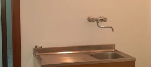 Lagerhaus in Castorano, Italy 270m², Nr. 88601 12