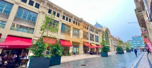 Building in Porto, Portugal No. 134056 14