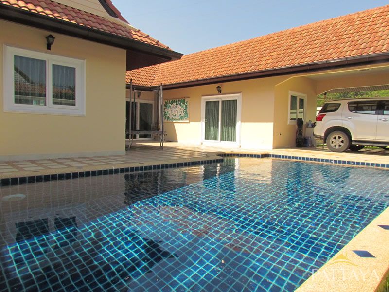 Кафе / ресторан с 4 спальнями в Паттайя, Таиланд № 4075