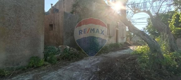 Дом с 10 спальнями в Кьярамонте Гульфи, Италия № 352232 2