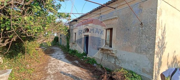 Дом с 10 спальнями в Кьярамонте Гульфи, Италия № 352232 23