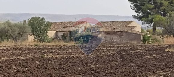 Дом с 10 спальнями в Кьярамонте Гульфи, Италия № 352232 19