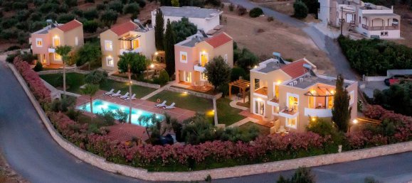 2 bedrooms Villa in Chania, Greece No. 11 2