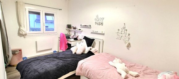 6 bedrooms House in Argenteuil, France No. 166670 9