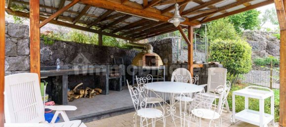 4 غرف نوم فيلا في Zafferana Etnea, Italy رقم 131773 10