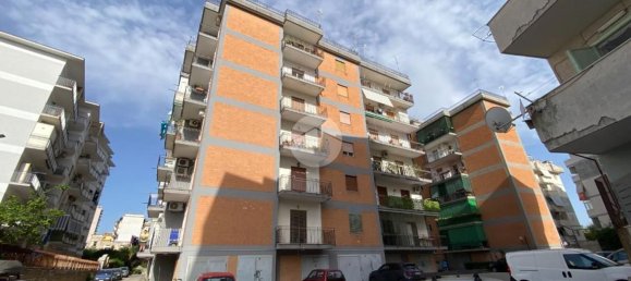 4 bedrooms Apartment in San Giorgio a Cremano, Italy No. 326322 2