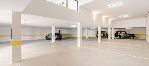 7 bedrooms Villa in Benahavis, Spain No. 4620 10