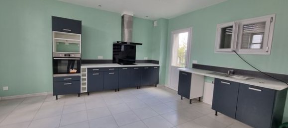 4 bedrooms House in Deux-Sevres, France No. 314502 3