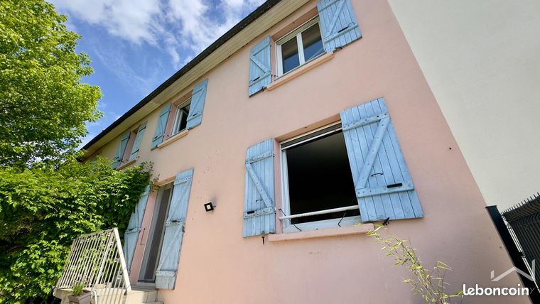 4 غرف نوم منزل في Saint-Paul-Trois-Chateaux, France رقم 300699