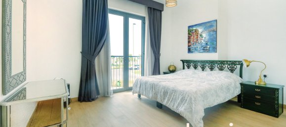 Apartamento de 3 dormitorios en Jumeirah, UAE No. 42372 3