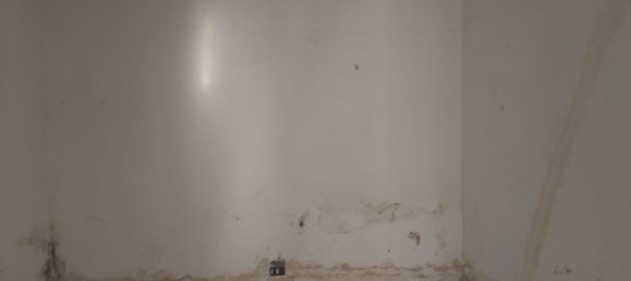 100m² Commercial property in San Donaci, Italy No. 381335 11