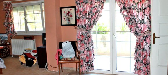 4 bedrooms Commercial property in Loutraki, Greece No. 7066 8