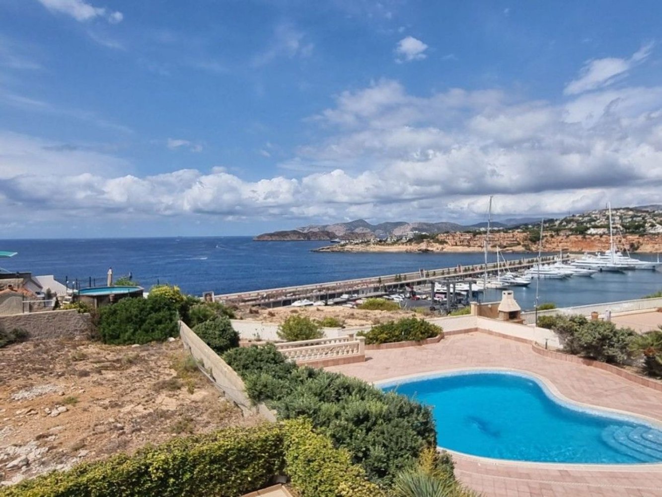 Дом с 4 спальнями в Эль Торо, Испания № 148431