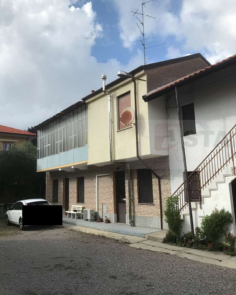 4-Zimmer Wohnung in Buscate, Italy, Nr. 15997