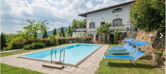 12 bedrooms Villa in Pescia, Italy No. 500 3