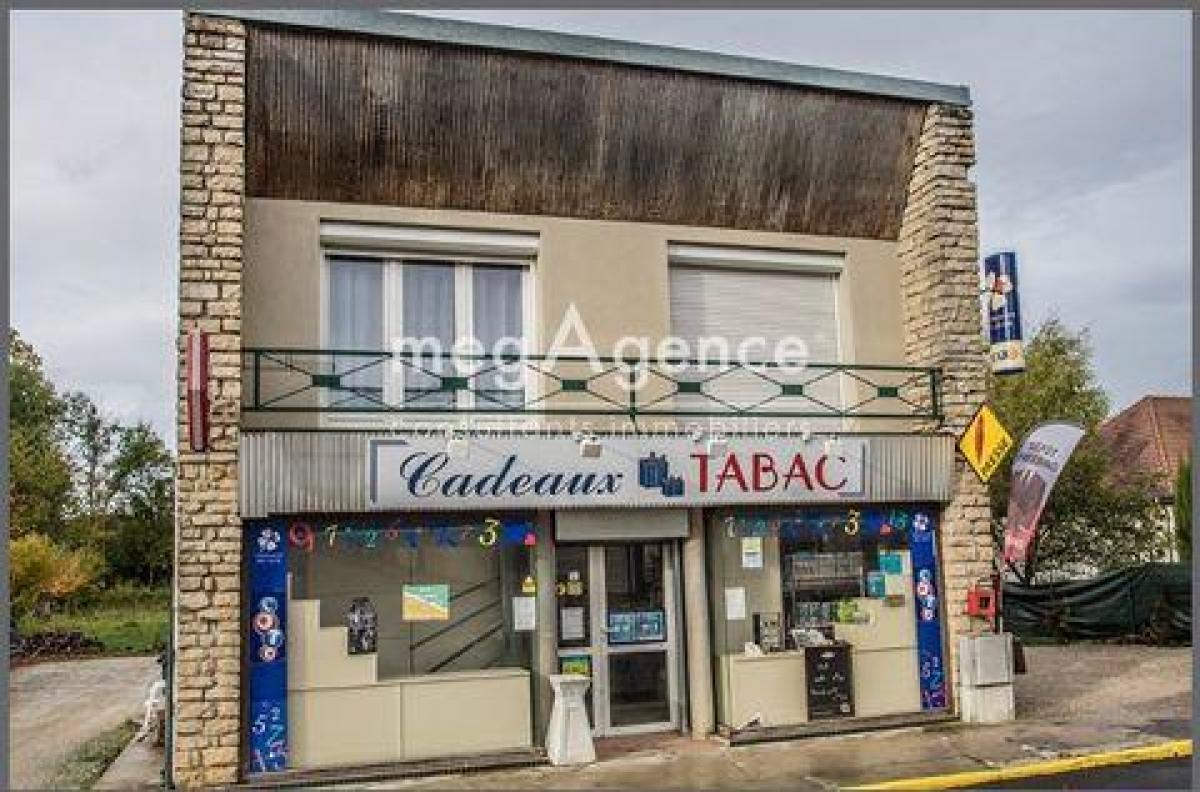 Oficina en Estissac, France 54 m² No. 20566