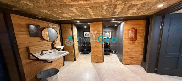 140m² Commercial property in Valladolid, Spain No. 70314 8