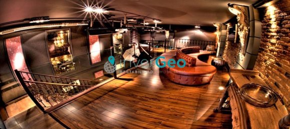 140m² Commercial property in Valladolid, Spain No. 70314 2