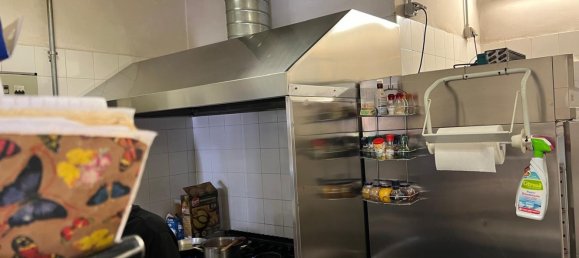 140m² Commercial property in Rome, Italy No. 130391 6