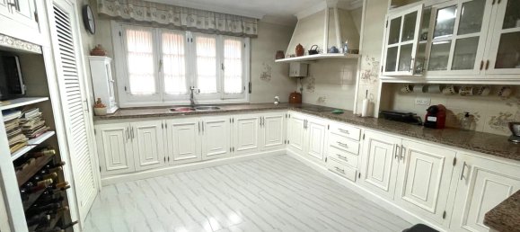 4 bedrooms Villa in Churriana, Spain No. 60640 27