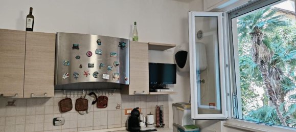 Apartamento T4 em Livorno, Italy N.º 323882 9