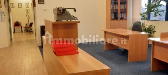 150m² Office in Pistoia, Italy No. 45499 9