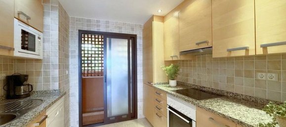 Квартира с 2 спальнями в Эстепона, Испания № 180168 4