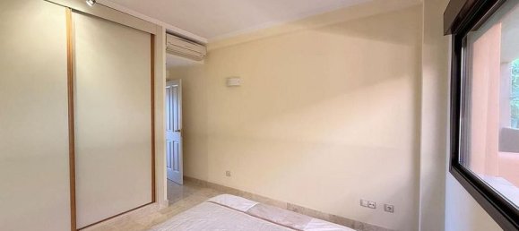 Квартира с 2 спальнями в Эстепона, Испания № 180168 2