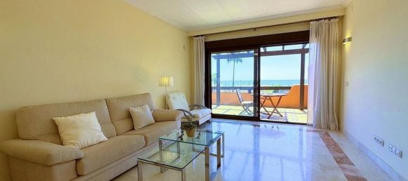 Квартира с 2 спальнями в Эстепона, Испания № 180168 20