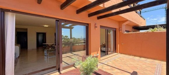 Квартира с 2 спальнями в Эстепона, Испания № 180168 17