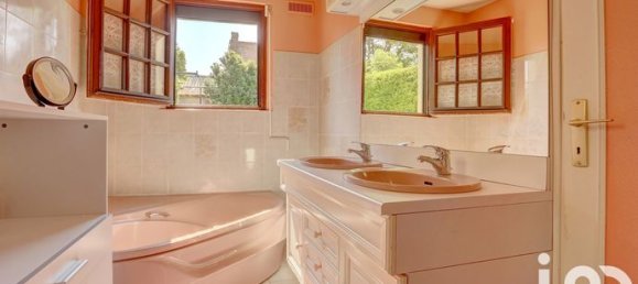 4 bedrooms House in Eure, France No. 360511 3