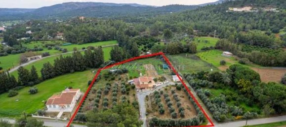 3 chambres Propriété commerciale à Pyrga, Cyprus No. 20122 3