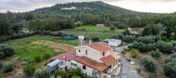 3 chambres Propriété commerciale à Pyrga, Cyprus No. 20122 2