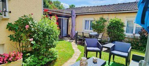 Casa de 2 dormitorios en Clichy-sous-Bois, France No. 138013 3