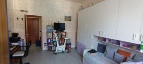 3 rooms Apartment in Malnate, Italy No. 181415 18