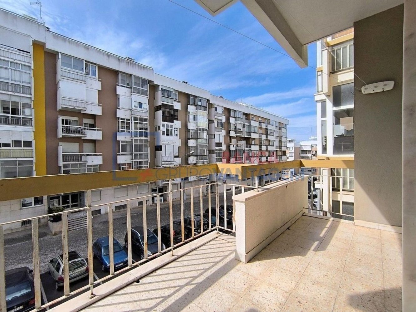 Apartamento de 2 dormitorios en Oeiras, Portugal No. 339301