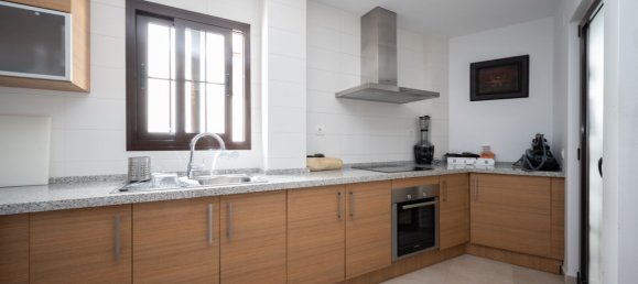 3 غرف نوم بانتهاوس في Marbella, Spain رقم 149464 17