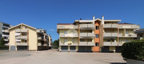 Apartamento T2 em Montesilvano, Italy N.º 379491 2