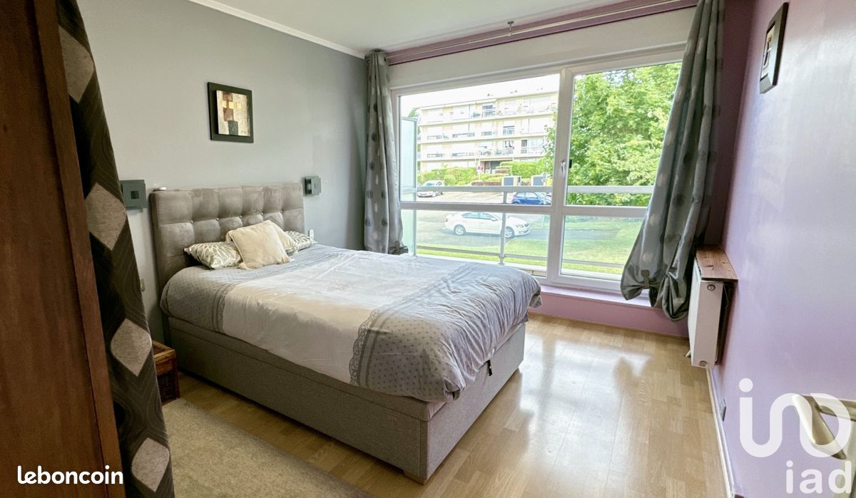 Apartamento de 2 dormitorios en Metz, France No. 259554