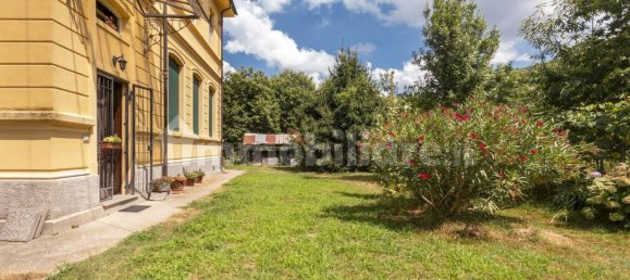 Casa de 2 dormitorios en Revello, Italy No. 270755 4