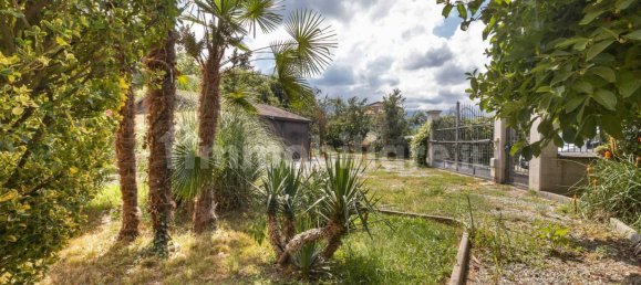 Casa de 2 dormitorios en Revello, Italy No. 270755 12