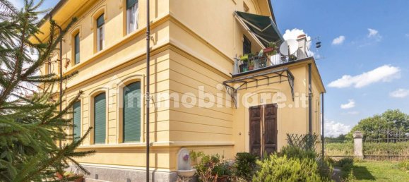 Casa de 2 dormitorios en Revello, Italy No. 270755 2